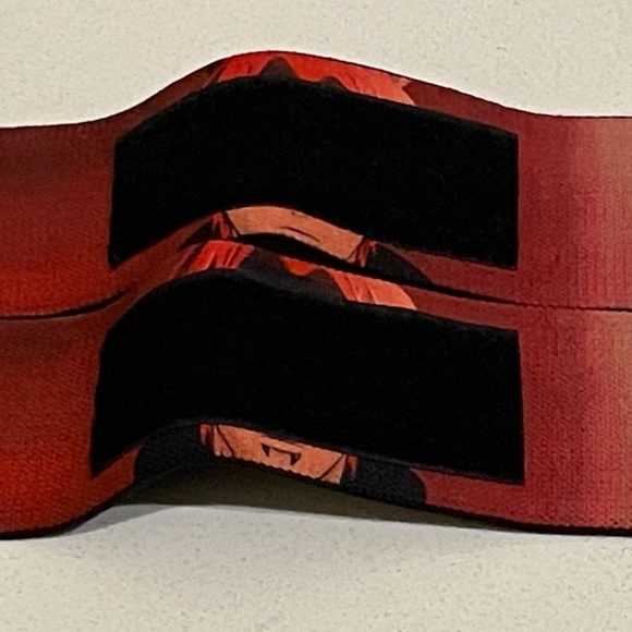 Anime-Inspired Workout Wrist Wrap - Stylish Gym Wristband for Fitness Enthusiast - Picture 4 of 6